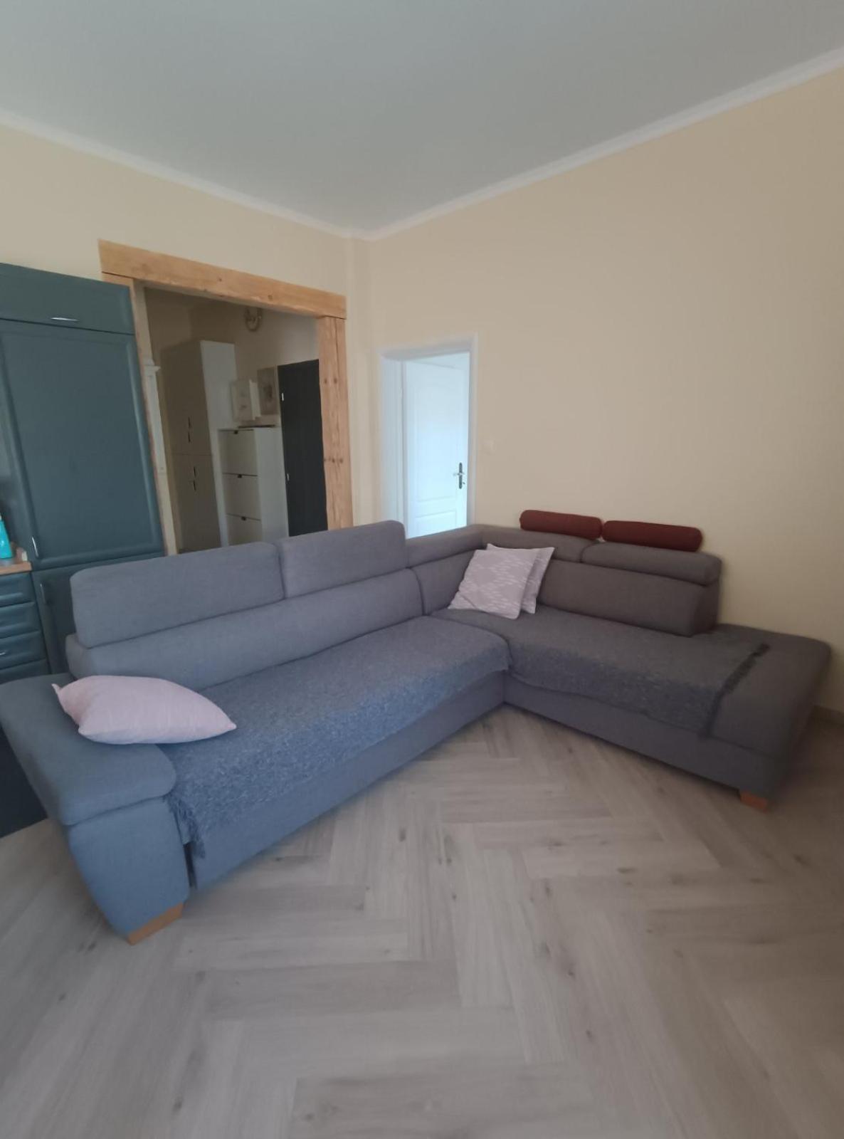 Park Apartment